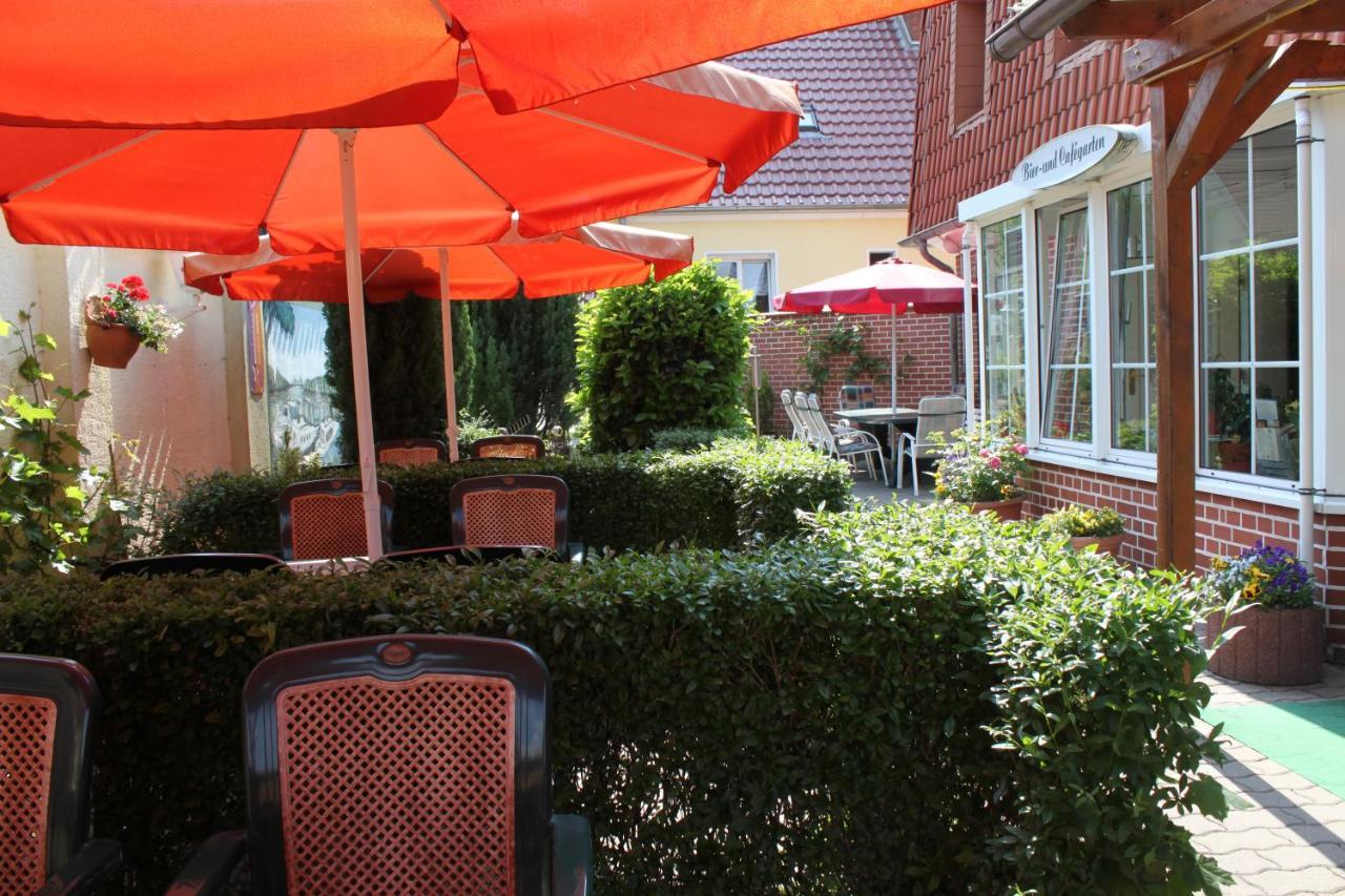 Pension Luisenhof Tangermuende Exterior photo
